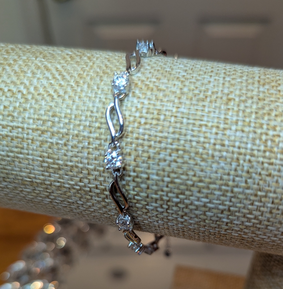 Moissanite Bracelet NIP